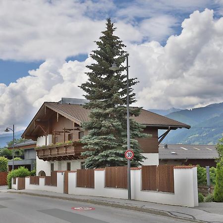 Ferienhaus "Kaprun" Екстериор снимка